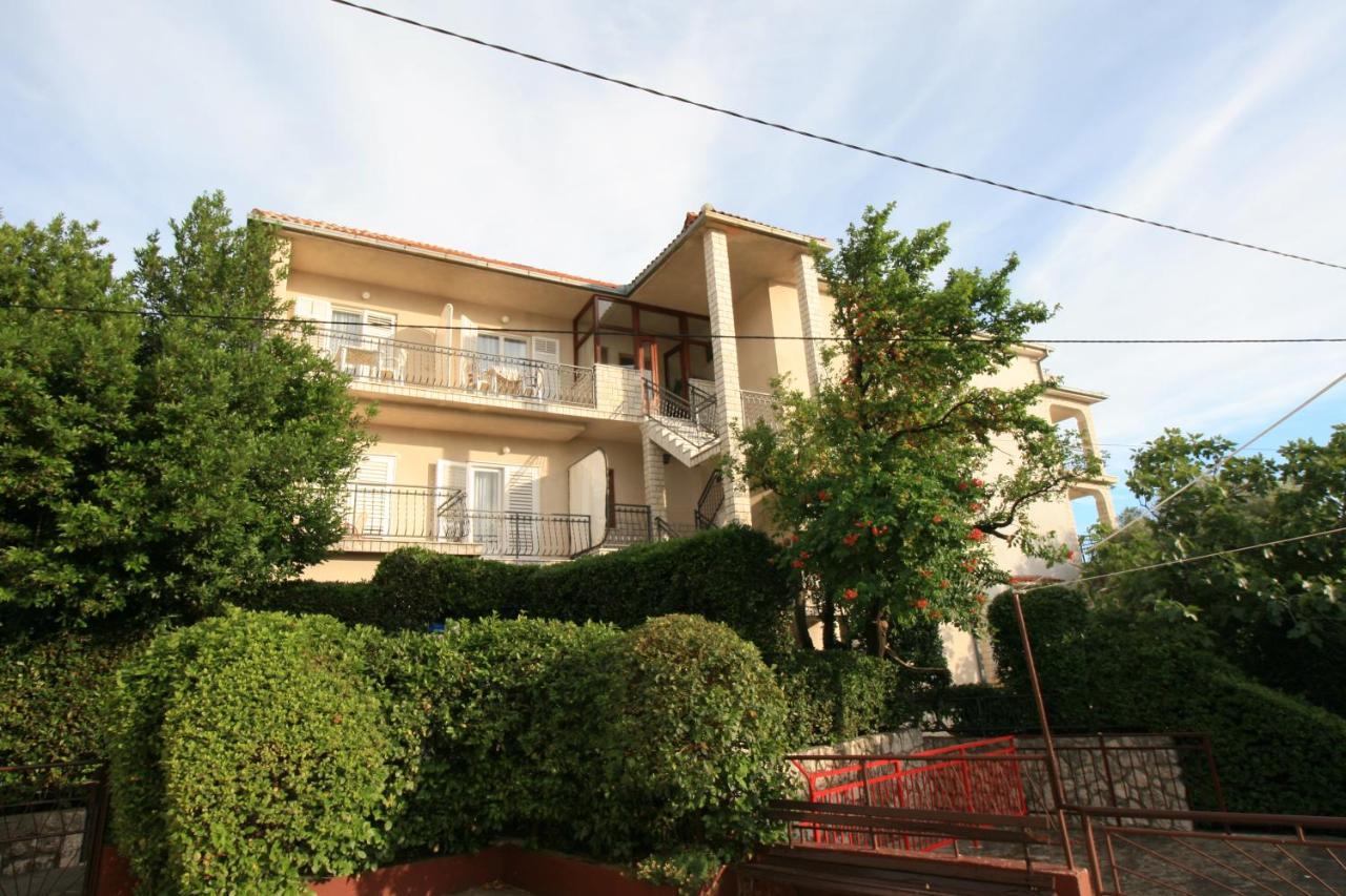 Apartments Lonzor I Selce Luaran gambar